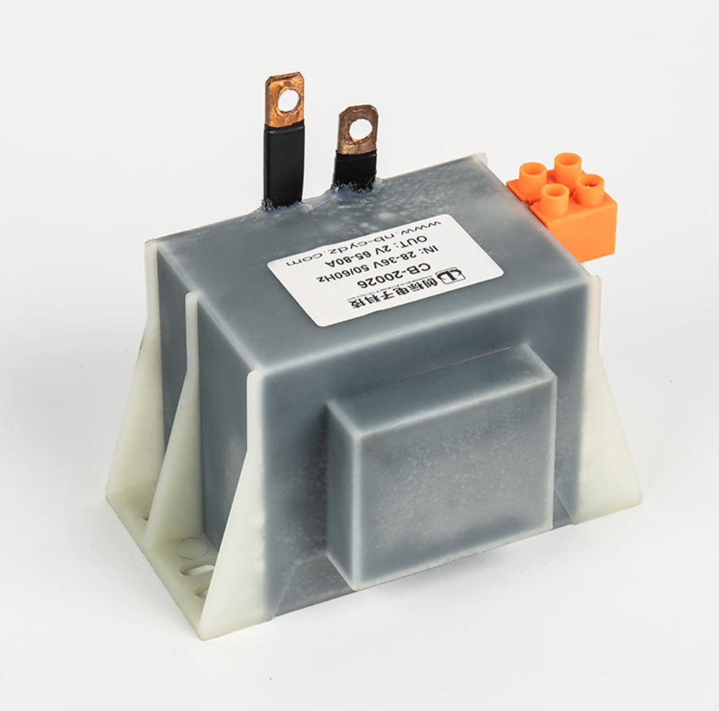 ما هي تدابير حماية السلامة لمحولات التيار العالي؟